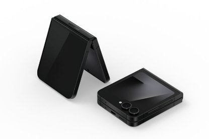 Mobitel SAMSUNG Galaxy Z Flip7, 6,9", 12GB, 256GB, Android 16, črni