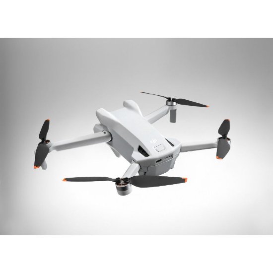 Dron DJI Mini 3 Fly More Combo, 4K kamera, 3-axis gimbal, vrijeme leta do 38min, upravljanje daljinskim upravljačem, bijeli